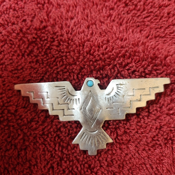 JJ Jonette Jewelry - Silver-Tone Thunderbird Bird Accent with Turquoise Stone Pin